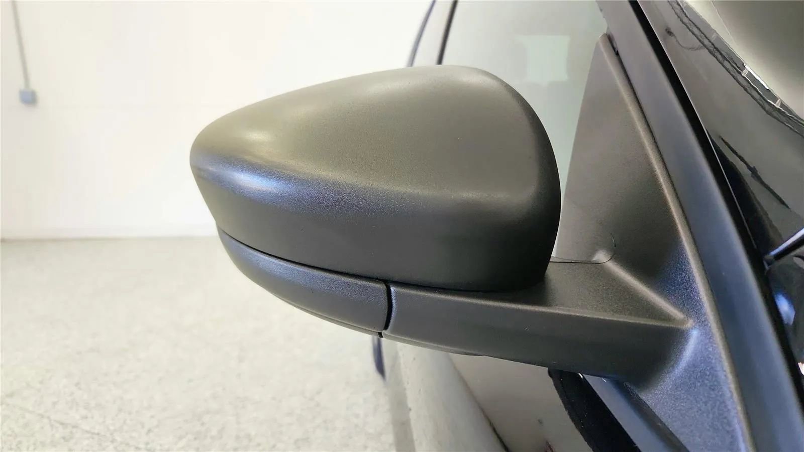 Used 2025 Ford Escape ST-Line image 18