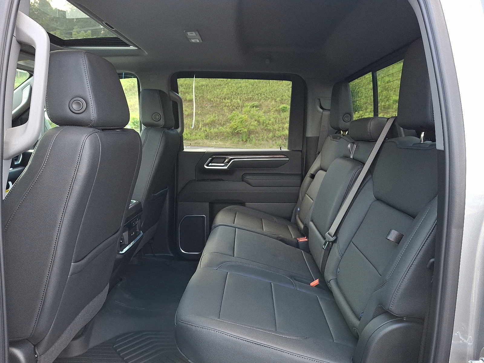 New 2025 Chevrolet Silverado 2500 LTZ w/ LTZ Premium Package image 15