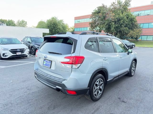 Used 2021 Subaru Forester Premium AWD/4WD image 6