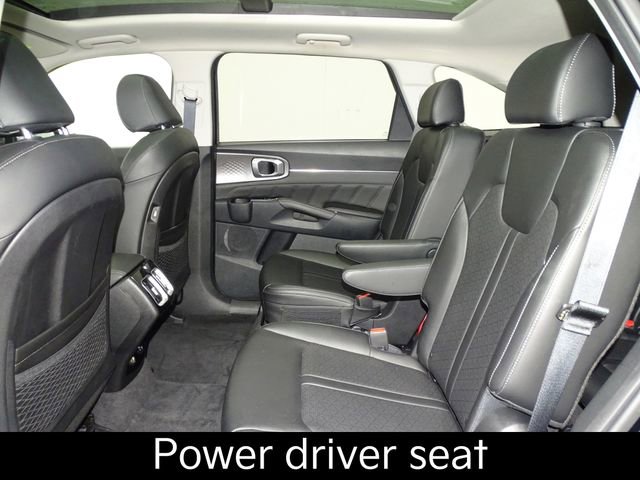 Certified 2023 Kia Sorento SX image 13