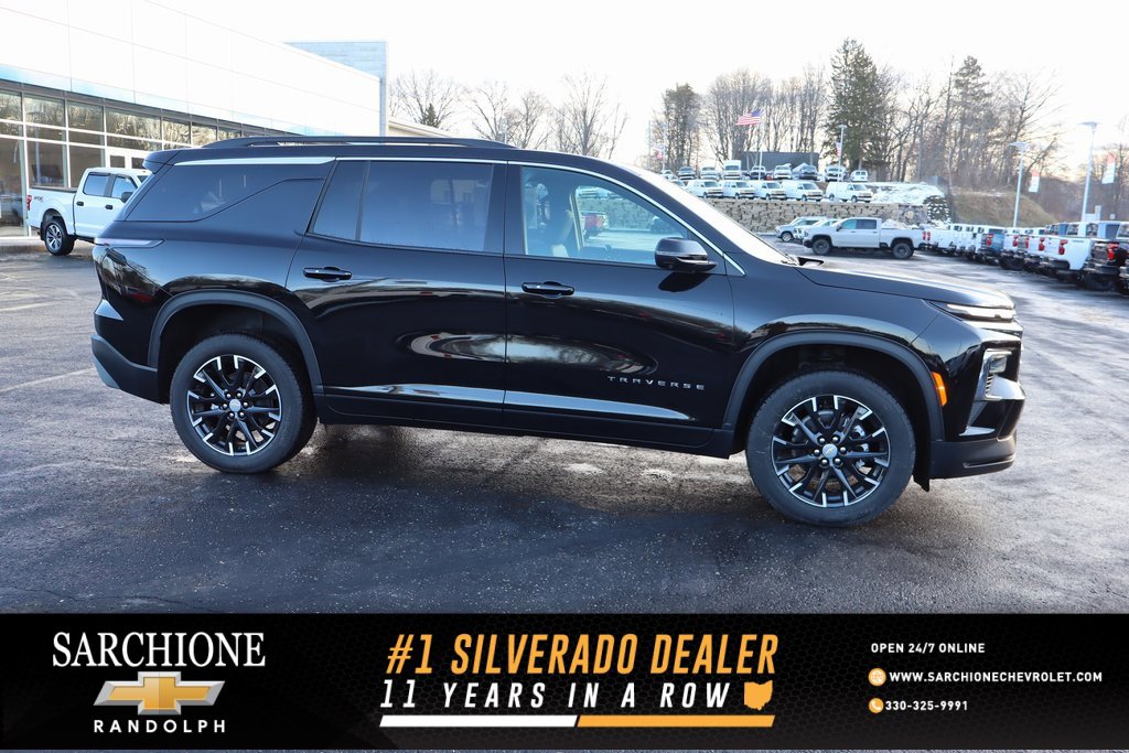 New 2026 Chevrolet Traverse LT w/ Sun and Wheel Package image 1