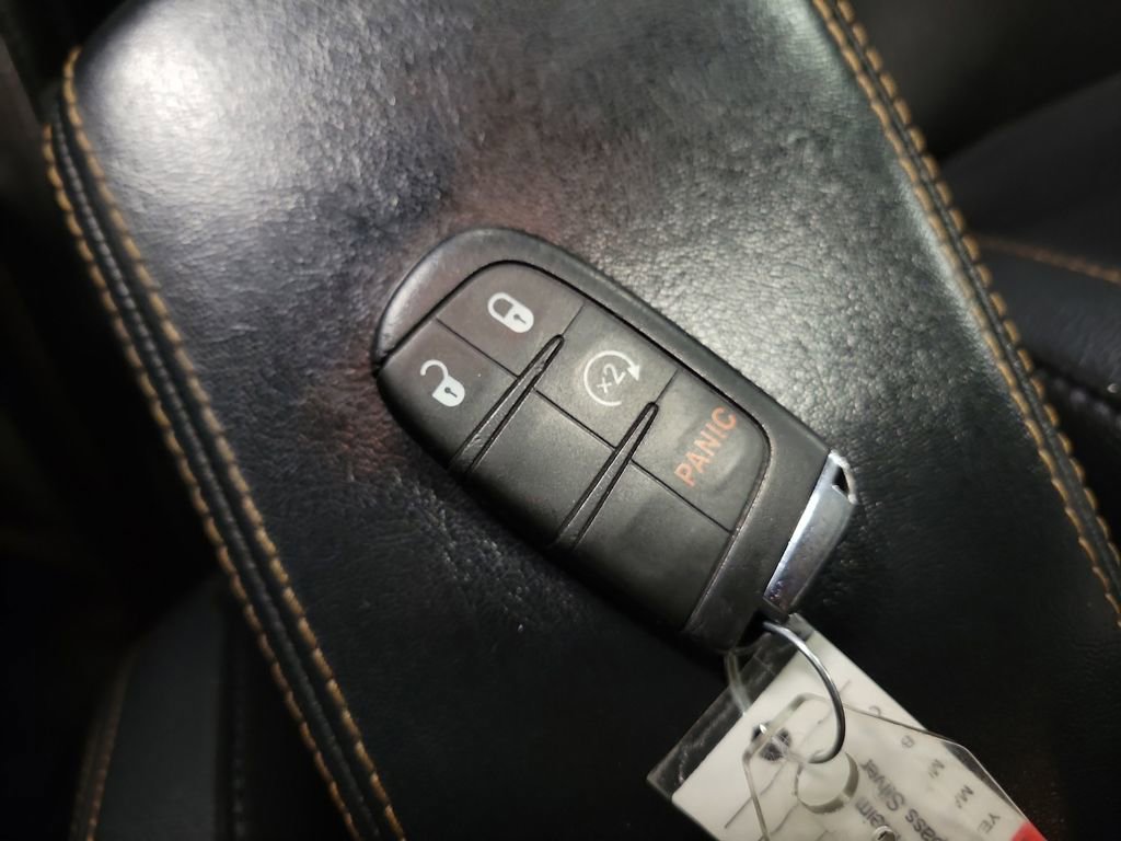 Used 2018 Jeep Compass Limited w/ Navigation Group image 16