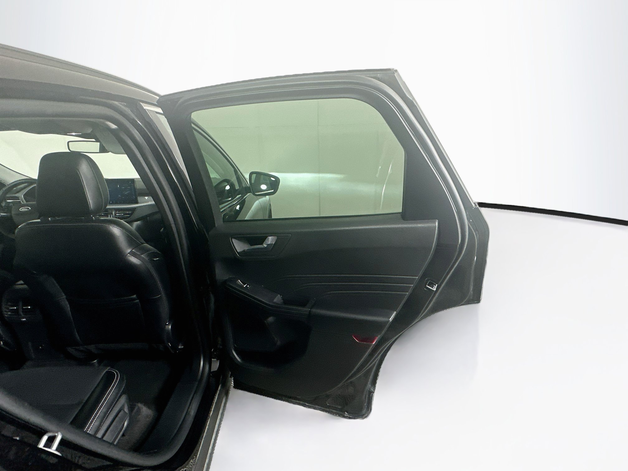 Used 2025 Ford Escape Platinum AWD/4WD image 31