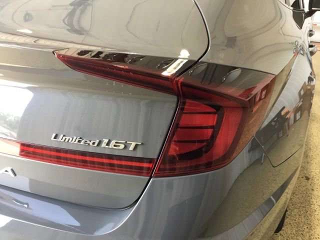 Used 2022 Hyundai Sonata Limited image 18