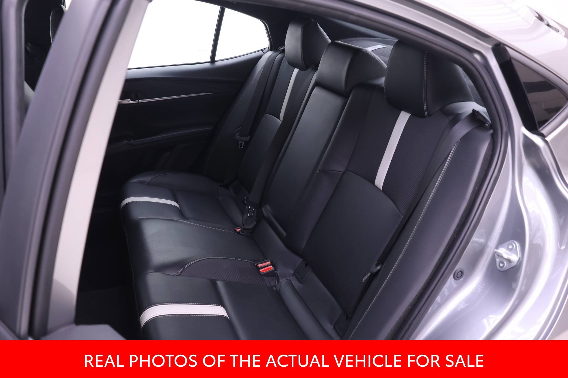 Certified 2025 Toyota Camry SE FWD image 10