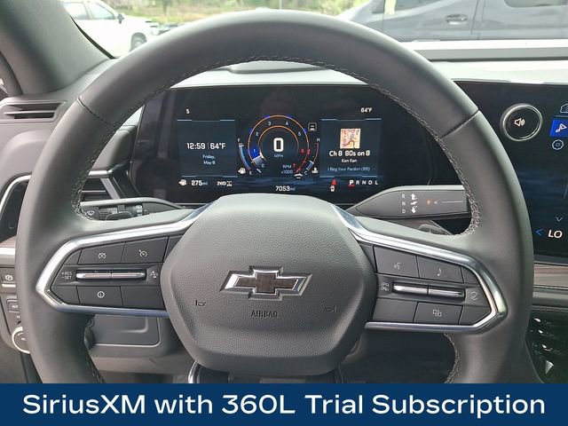 Used 2025 Chevrolet Suburban Z71 AWD/4WD image 4