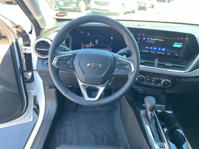Used 2024 Chevrolet Trax ACTIV w/ Sunroof Package FWD image 17