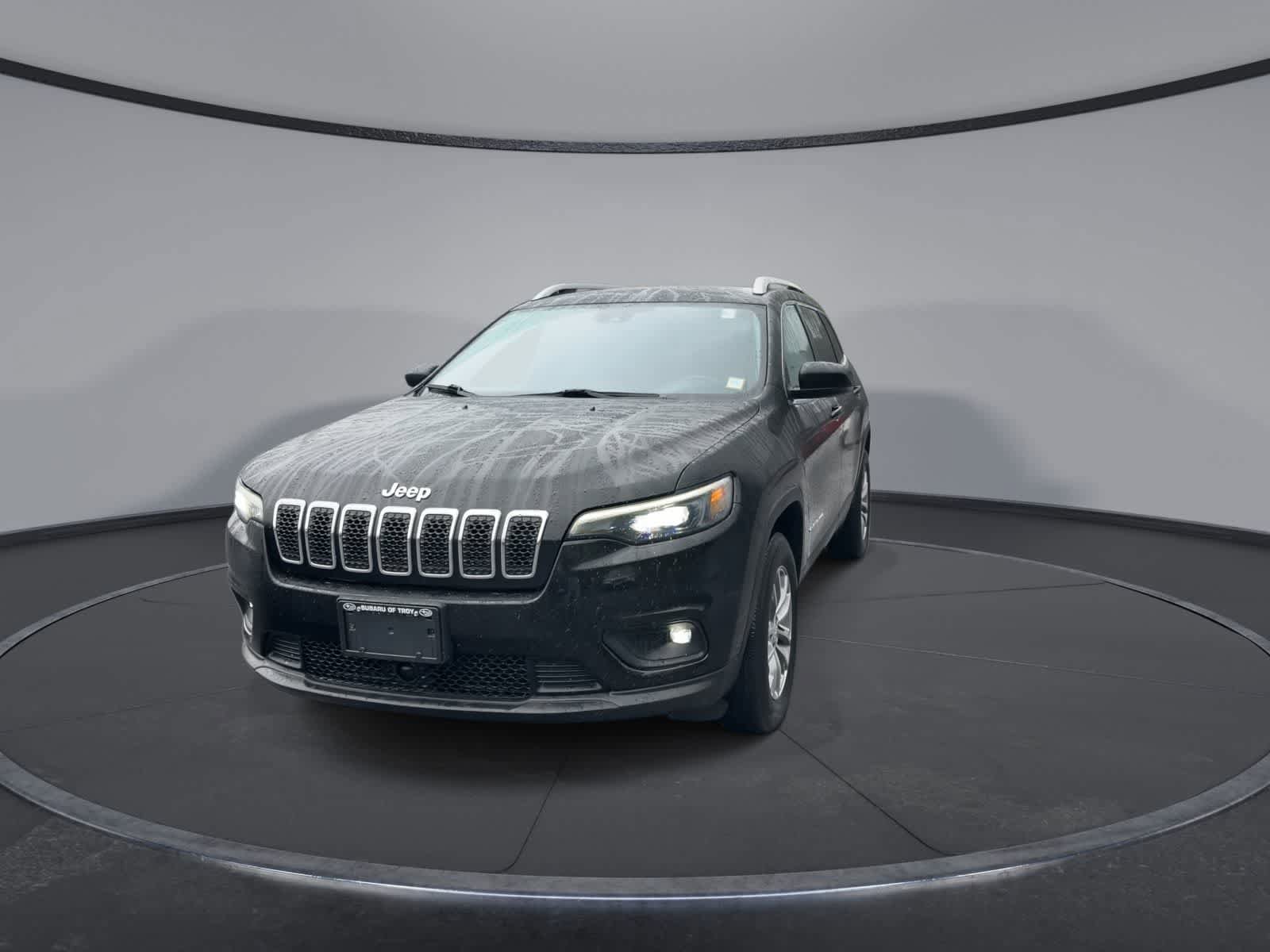 Used 2021 Jeep Cherokee Latitude Plus AWD/4WD image 3