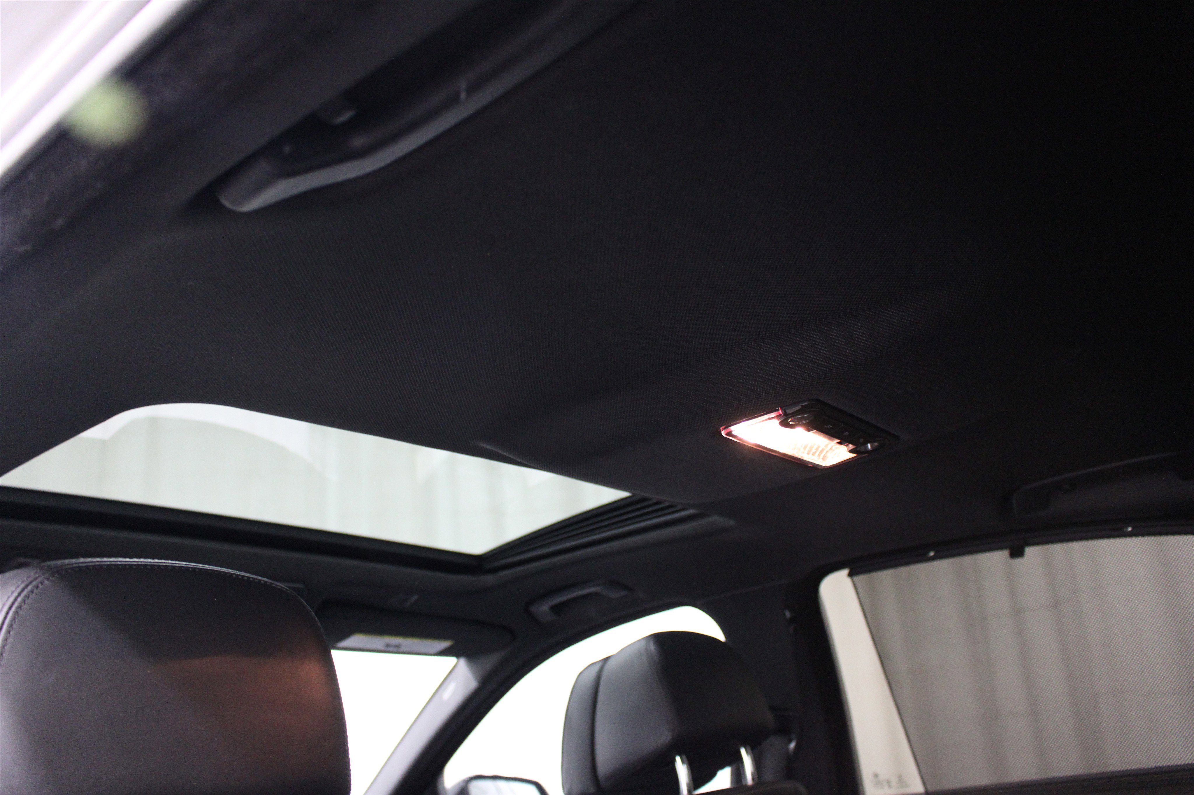 Used 2016 BMW 550i xDrive Sedan AWD/4WD image 23