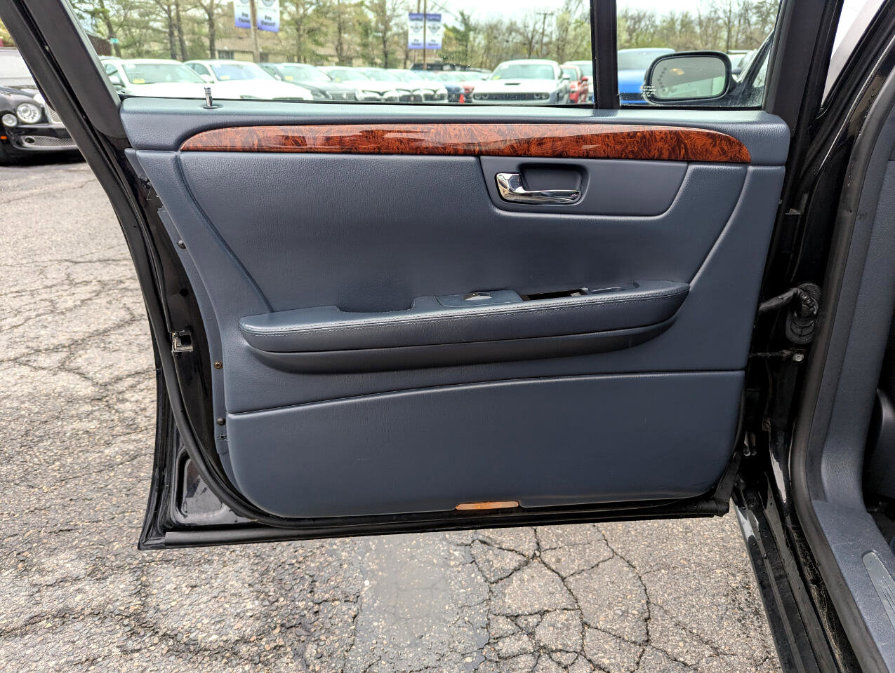 Used 2007 Cadillac DTS image 29