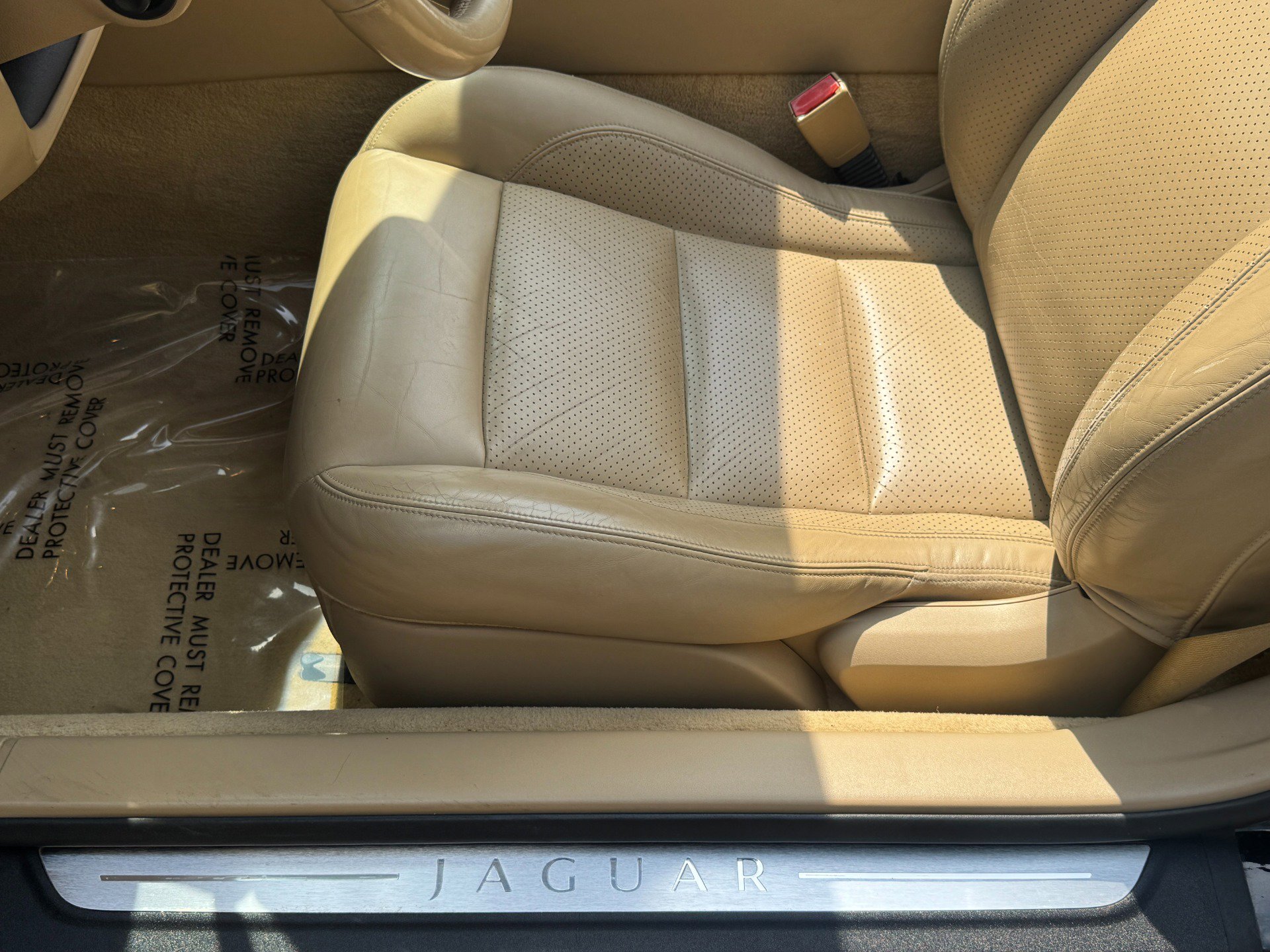 Used 2008 Jaguar XK Convertible image 31