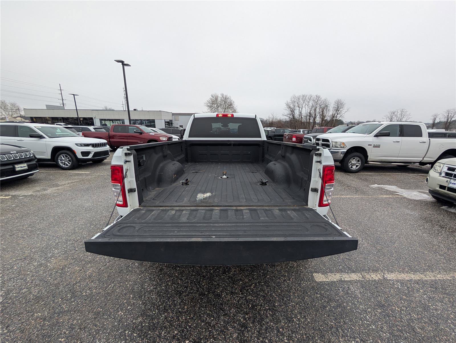 Used 2024 RAM 3500 Big Horn image 13