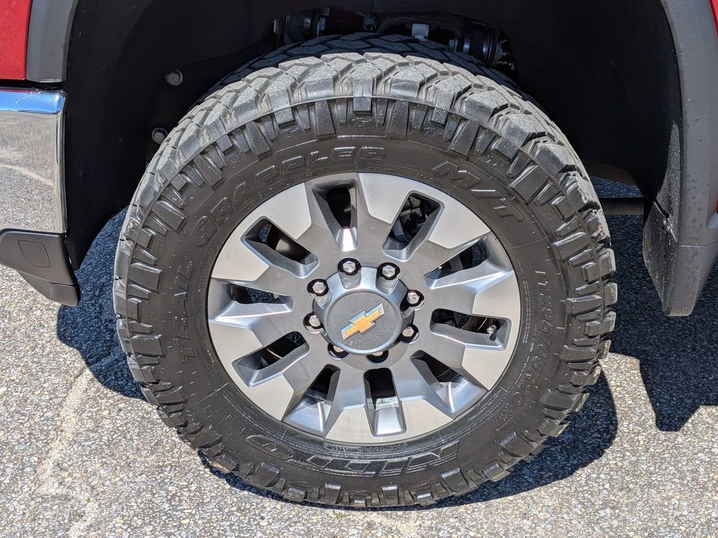 Used 2024 Chevrolet Silverado 2500 LT w/ All Star Edition image 30