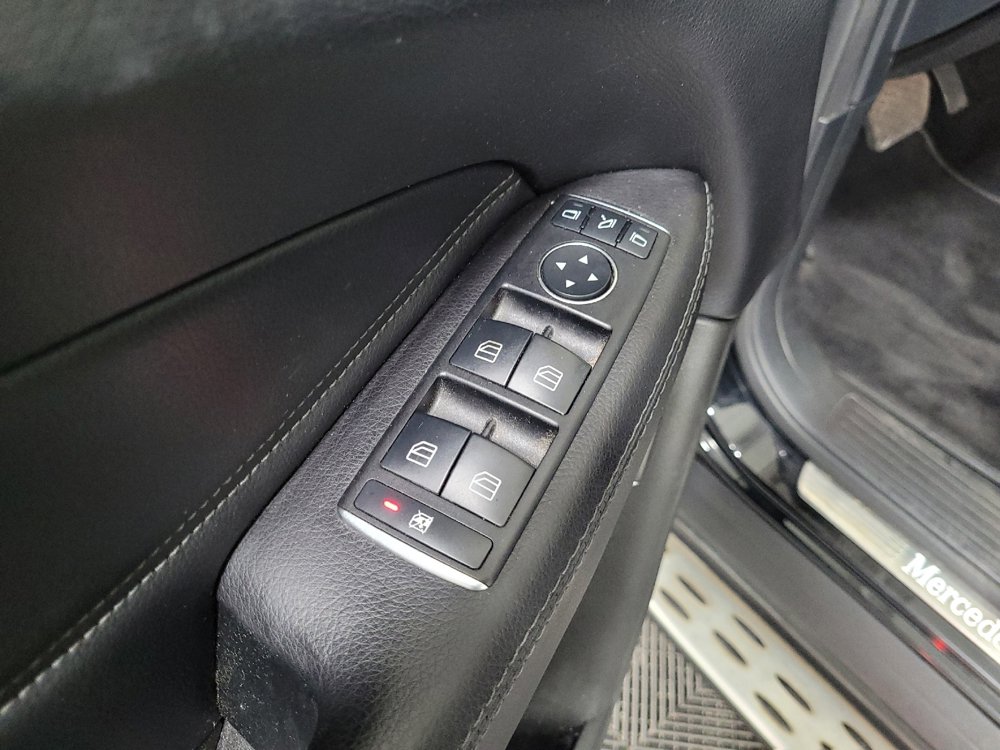 Used 2017 Mercedes-Benz GLS 450 4MATIC w/ Premium Package image 27