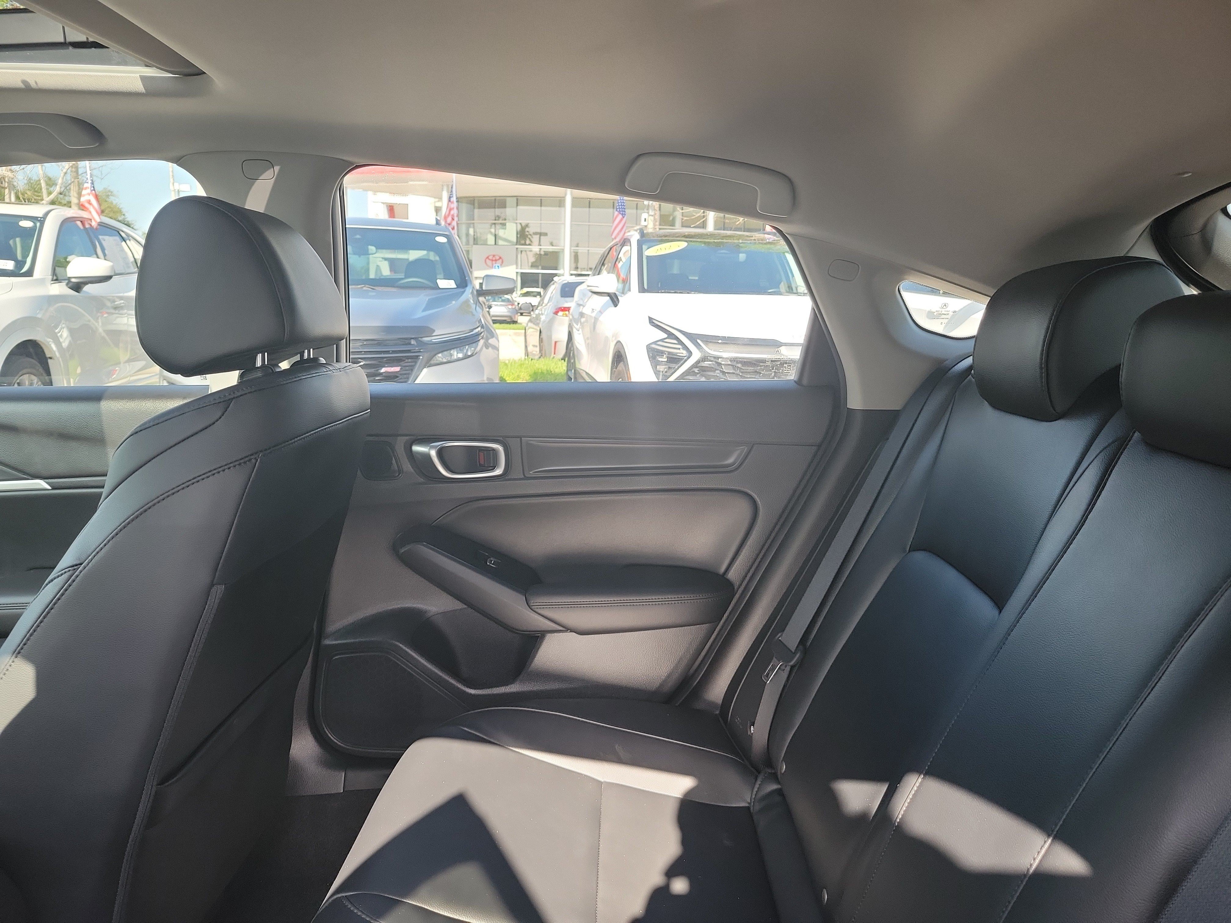 Used 2025 Acura Integra FWD image 13