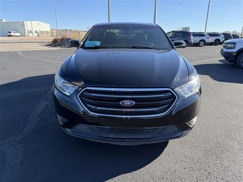 Used 2018 Ford Taurus SEL w/ Equipment Group 201A image 3