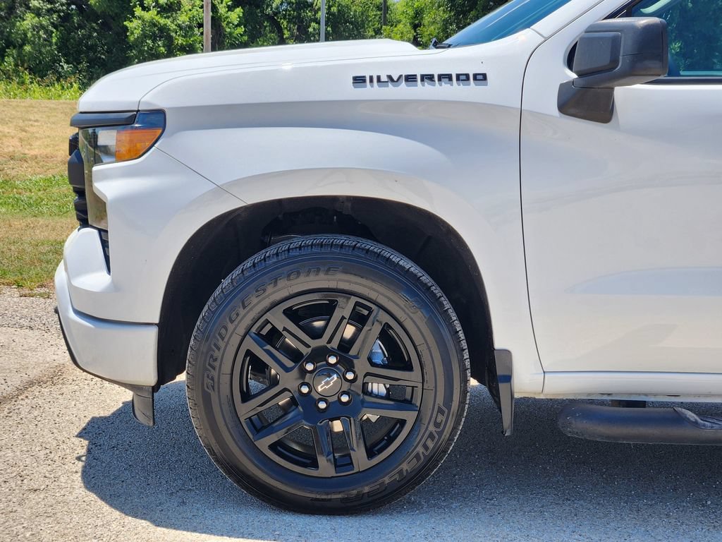 Used 2023 Chevrolet Silverado 1500 Custom w/ Rally Edition RWD image 8