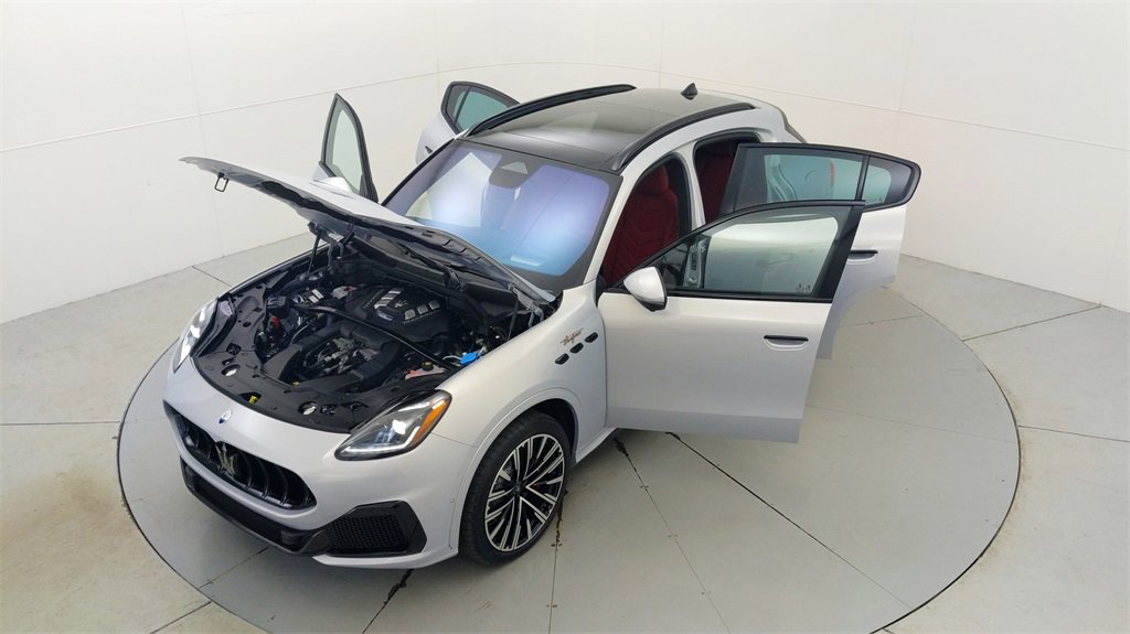 New 2024 Maserati Grecale Trofeo image 28