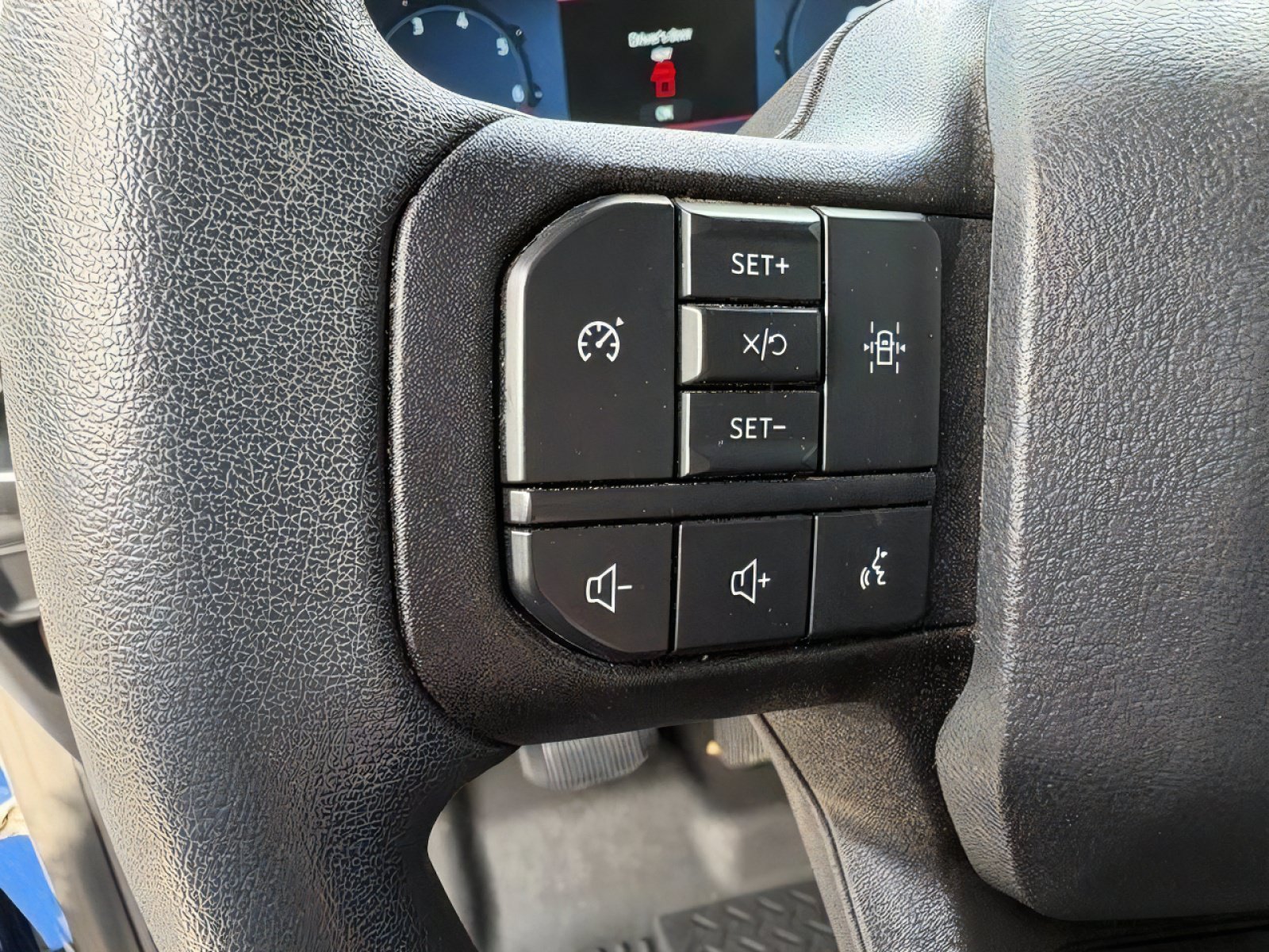 Used 2025 Ford F150 STX w/ Equipment Group 200A AWD/4WD image 18