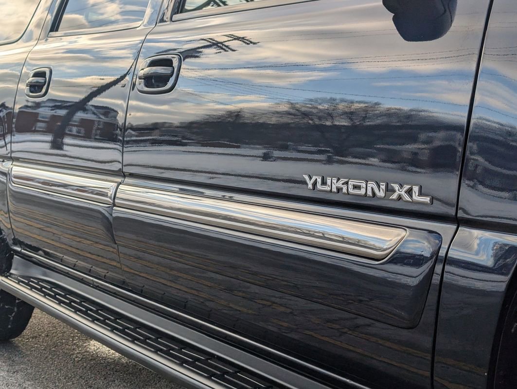 Used 2006 GMC Yukon XL SLT w/ SLT Preferred Equipment Group image 24