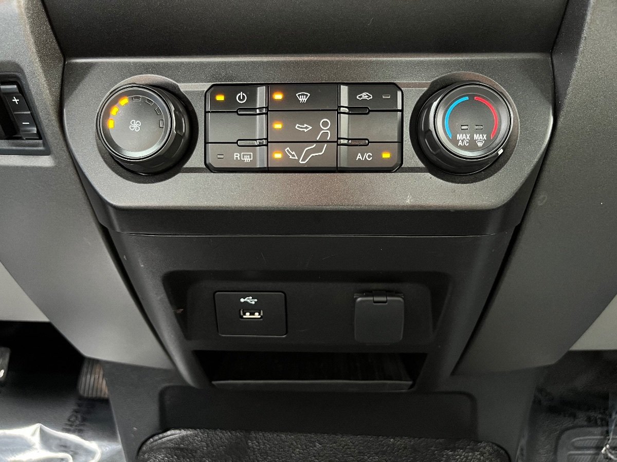 Used 2021 Ford F250 XL w/ Power Equipment Group RWD image 24