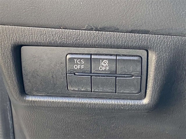 Used 2018 MAZDA CX-5 Touring image 16