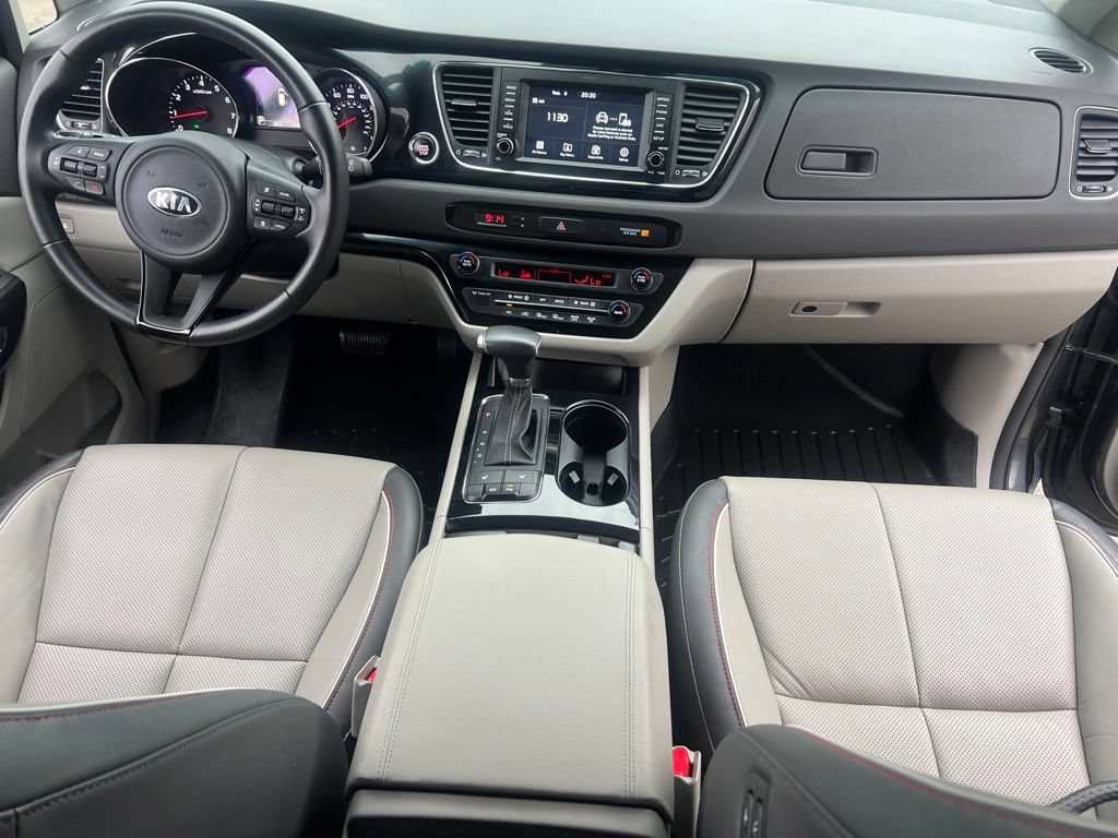 Used 2017 Kia Sedona EX FWD image 16