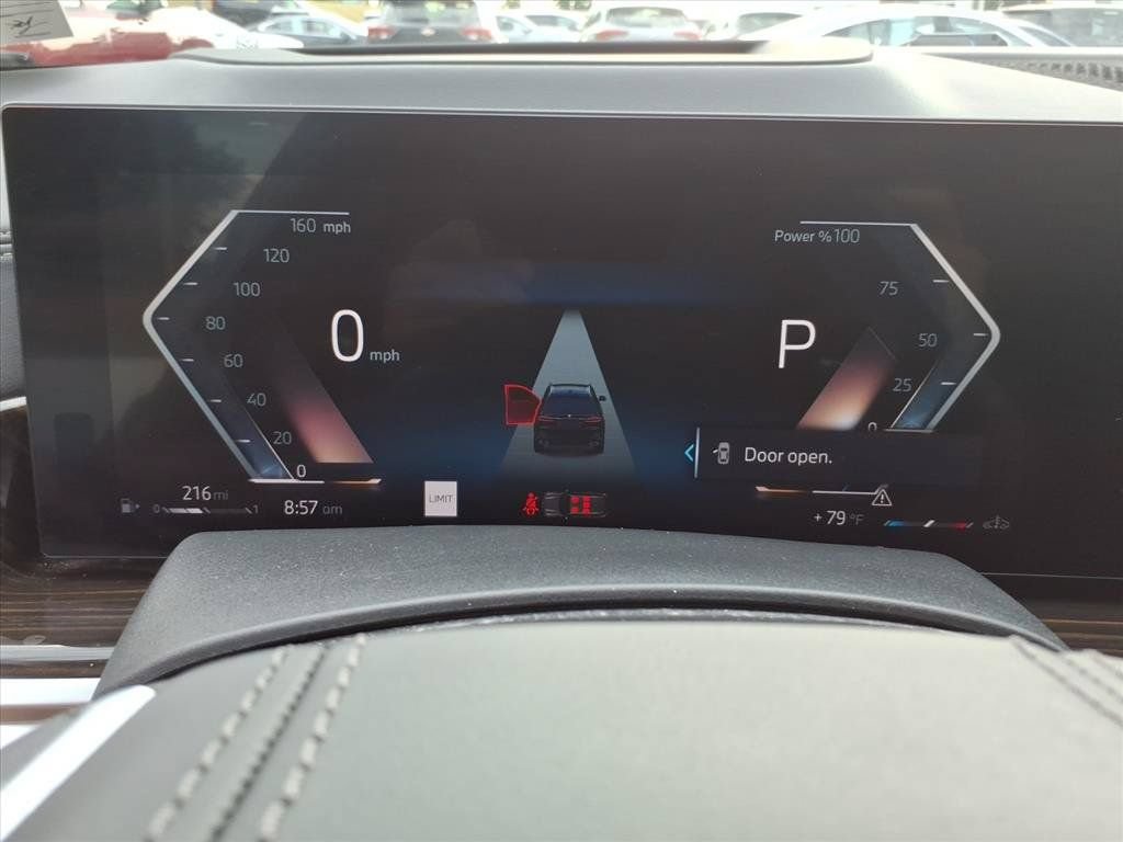 Used 2023 BMW X7 xDrive40i AWD/4WD image 26
