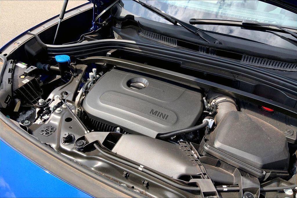 Certified 2025 MINI Cooper Countryman S w/ Comfort Package Max image 34