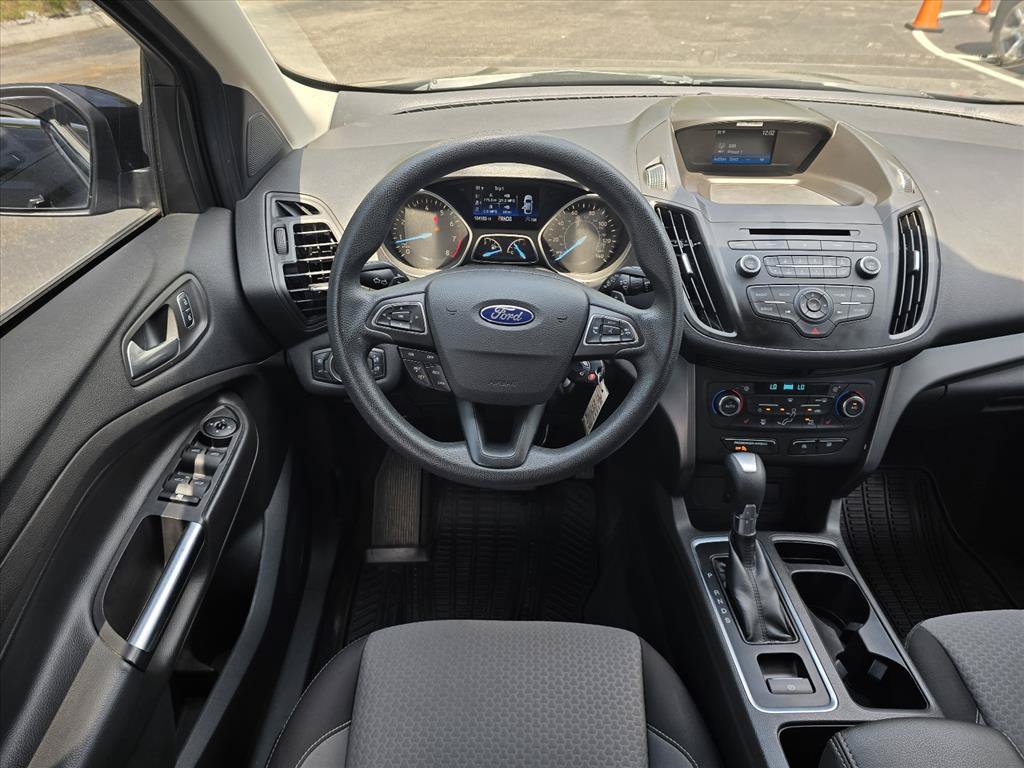 Used 2017 Ford Escape SE w/ SE Cold Weather Package FWD image 13