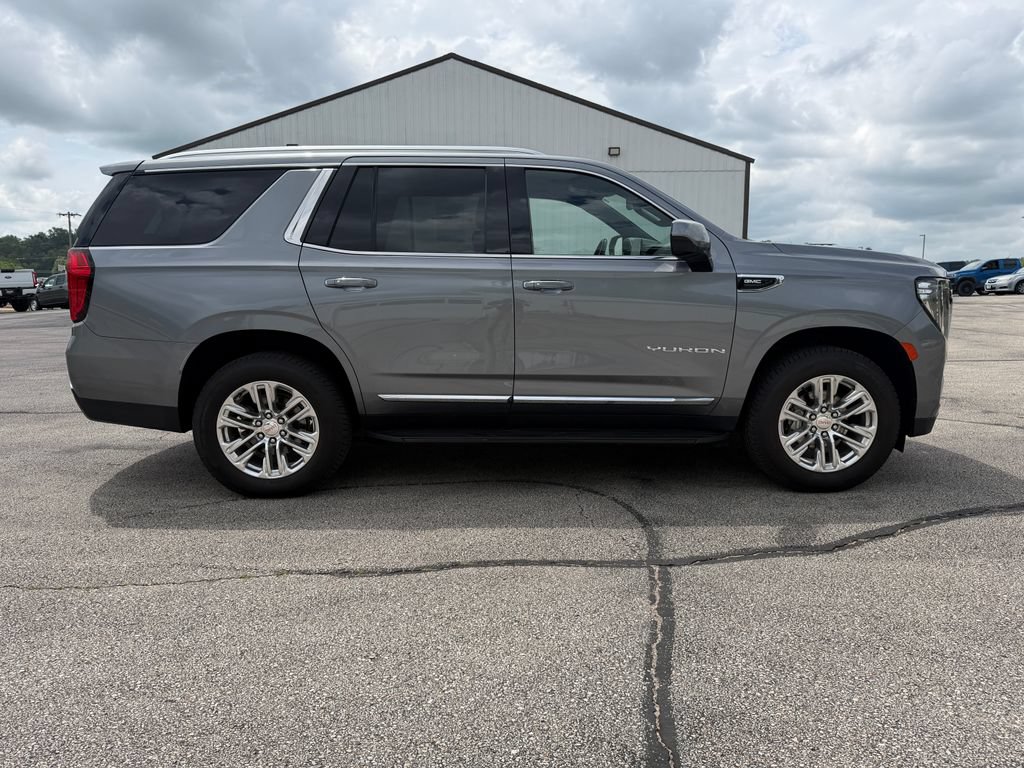 Used 2022 GMC Yukon SLT AWD/4WD image 4