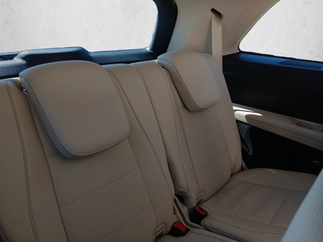 Used 2024 Mercedes-Benz GLS 450 4MATIC image 19