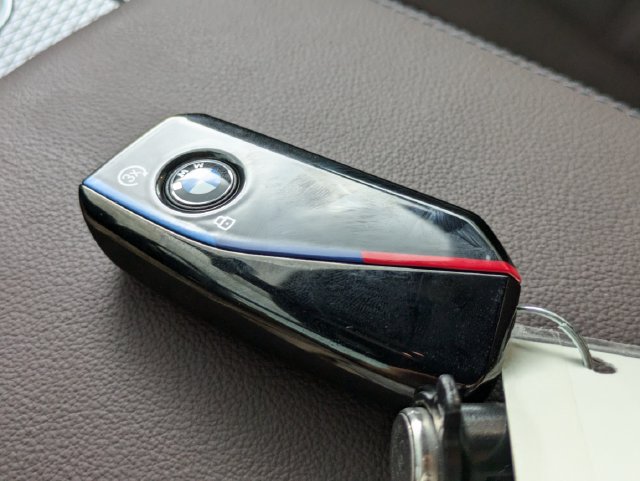 New 2026 BMW 330i Sedan w/ Premium Package RWD image 31