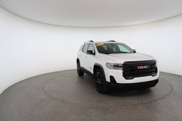Used 2023 GMC Acadia SLE w/ Driver Convenience Package image 28