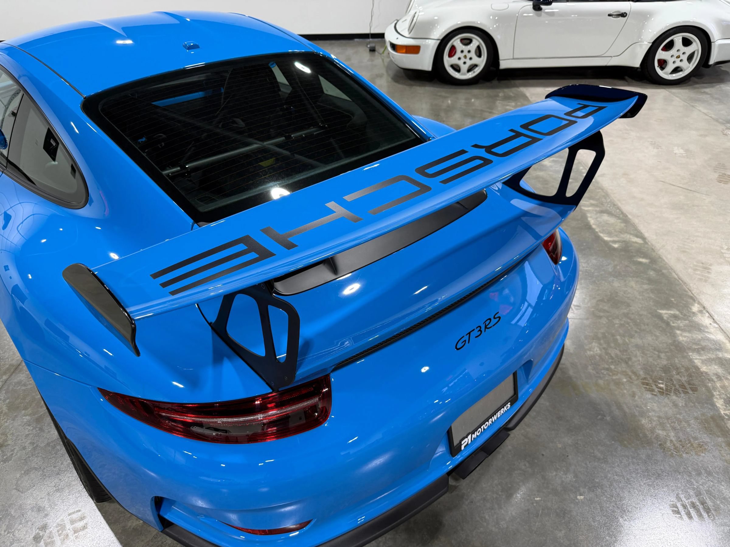 Used 2016 Porsche 911 GT3 RS RWD image 29