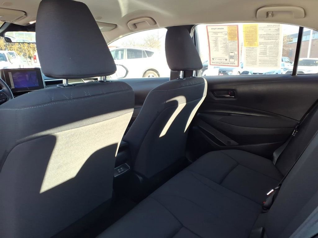 Certified 2025 Toyota Corolla LE image 25