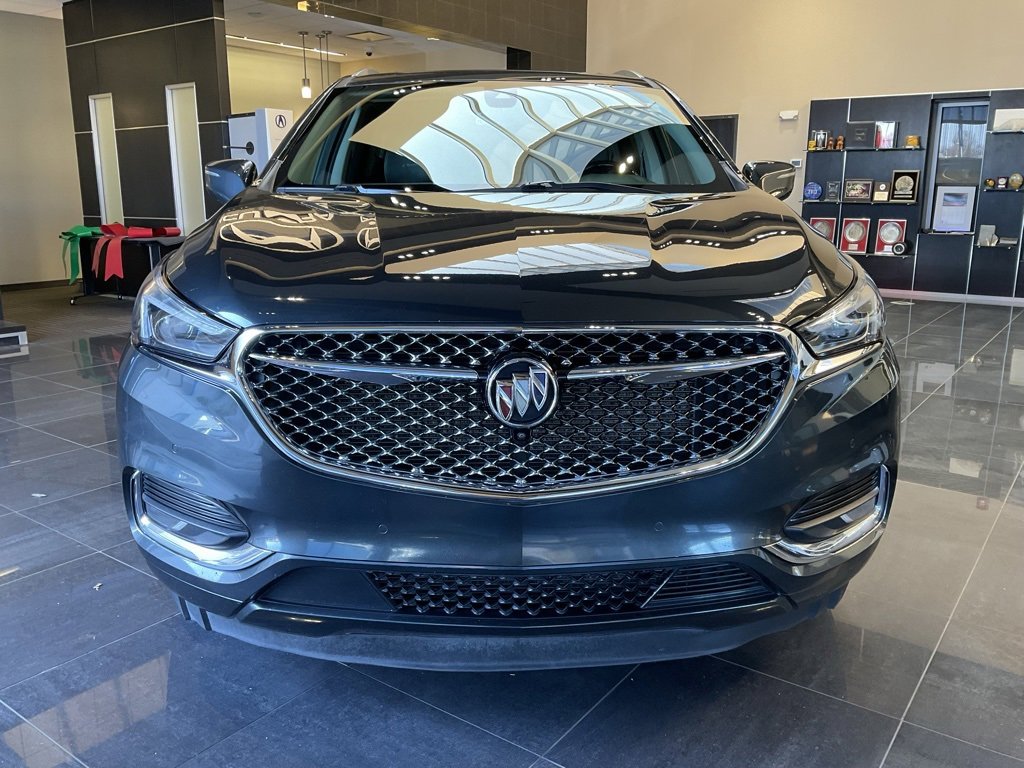 Used 2021 Buick Enclave Avenir w/ Avenir Technology Package image 2
