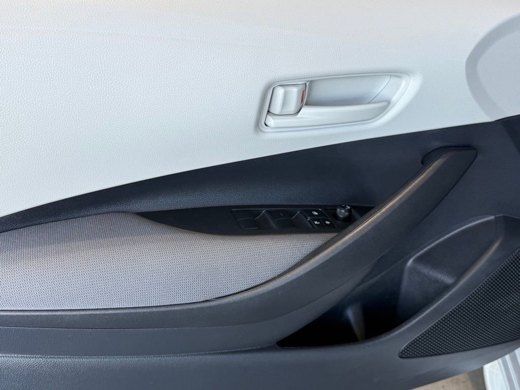 Certified 2025 Toyota Corolla LE image 18