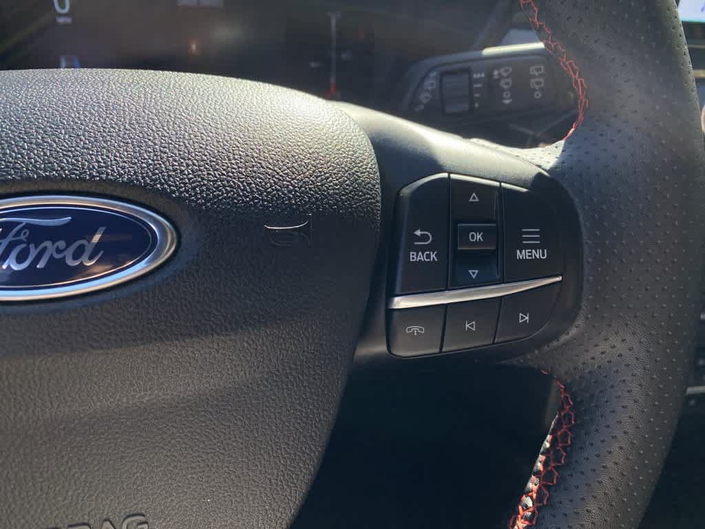 Used 2025 Ford Escape ST-Line Select AWD/4WD image 20