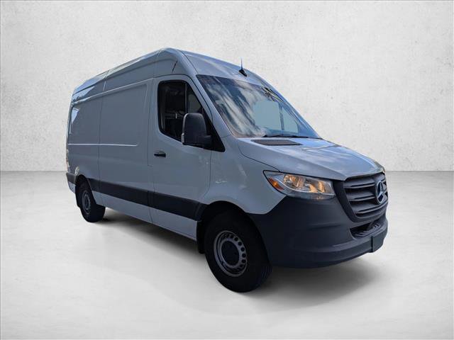Used 2023 Mercedes-Benz Sprinter 1500 image 3