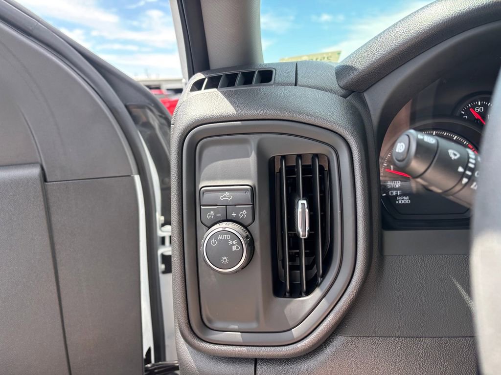 Used 2025 Chevrolet Silverado 1500 Custom RWD image 19