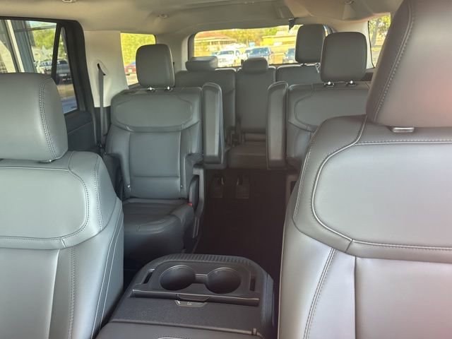 New 2026 Ford Expedition Active image 10