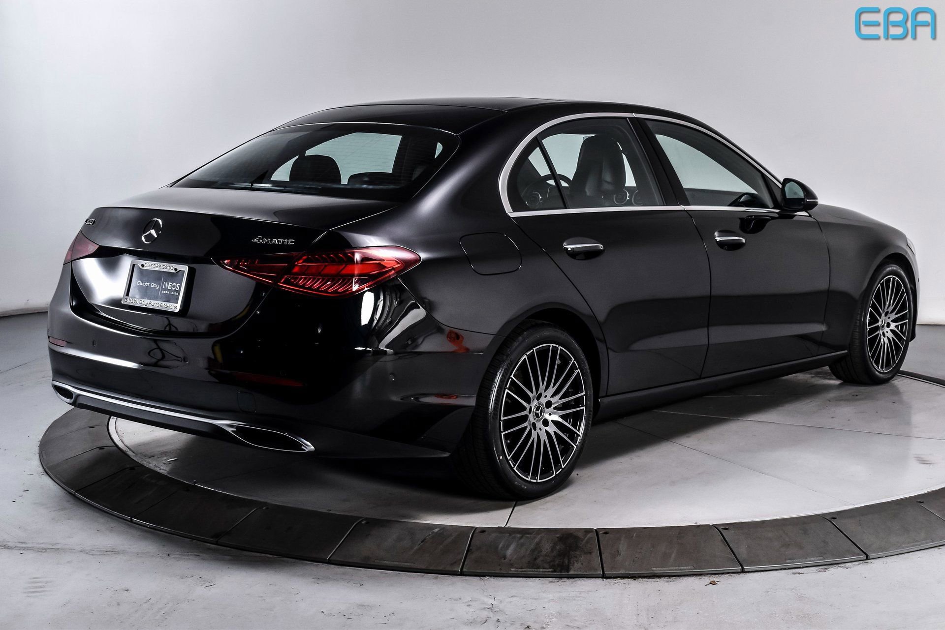 Used 2025 Mercedes-Benz C 300 4MATIC Sedan image 7