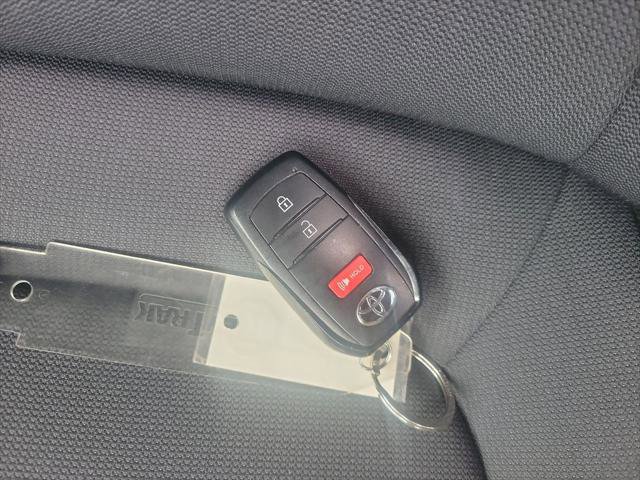 Certified 2023 Toyota Corolla Cross LE image 36