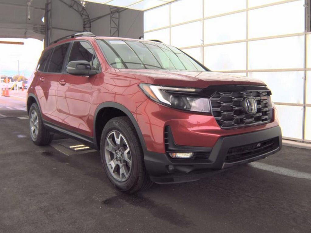 Used 2023 Honda Passport TrailSport image 4