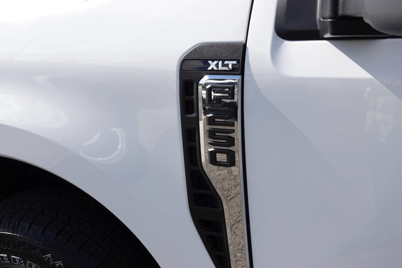 Used 2023 Ford F250 XLT image 12