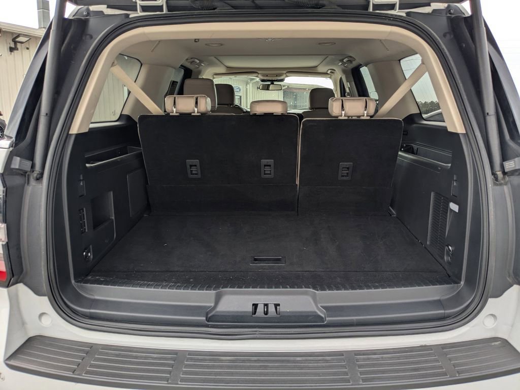Used 2024 Ford Expedition Max Limited AWD/4WD image 11