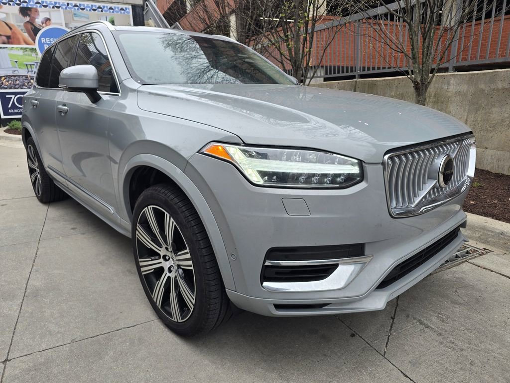 Used 2025 Volvo XC90 T8 Plus w/ Protection Package Premier image 1