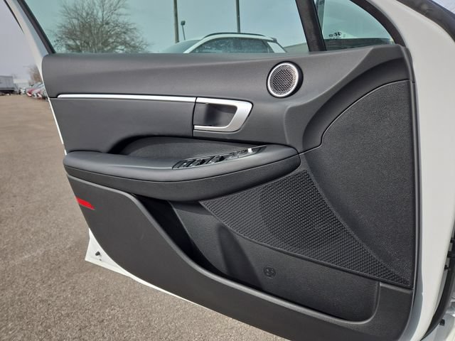New 2026 Hyundai Sonata SEL AWD/4WD image 22