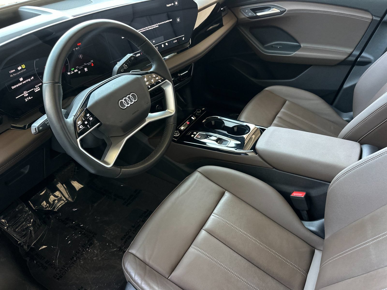 Used 2025 Audi Q6 e-tron Premium Plus w/ Premium Plus AWD/4WD image 9